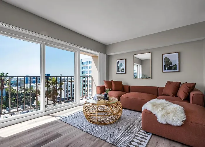 Marina Del Rey Chic 1 Bedroom With View